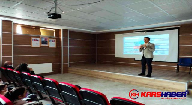 Kars’ta öğrencilere veteriner hakimlik ve zoonoz hastalıkları anlatıldı