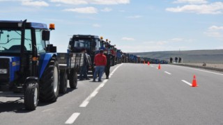 Digor’da 800 Adet Reflektör Ücretsiz Dağıtıldı | Kars Haber