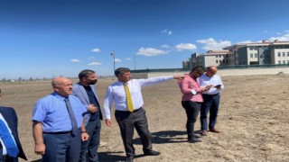 Başkan Feyzioğlu, Baro için alınan arsayı inceledi