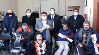 Kars'ta engelli yurttaşlar unutulmadı