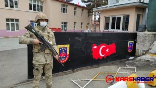 Kars’ta lise öğrencisi, kendisini rahatsız eden adamı öldürdü