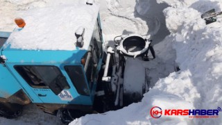 Kars'ta kar nedeniyle 32 yerleşim yerine ulaşım sağlanamıyor