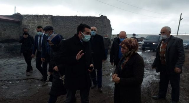 Kocabahçe köyünün suya kavuşmasının sevincini köylülerle birlikte yaşadı