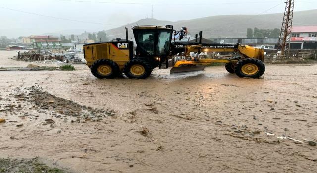 Sarıkamış'ı Sel Vurdu: Yollar Göle Döndü | Kars Haber