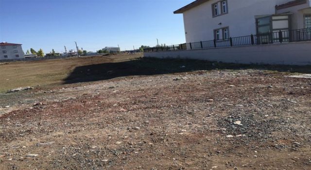 Kars’ta “yolsuz okul! | Kars Haber