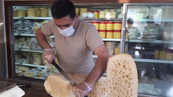 120 TL Tutarındaki Kars Kaşarı İçin 120 Bin TL Havale Etti