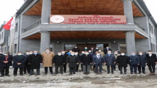 Kars'ta yapımı tamamlanan Yusufpaşa Aile Sağlığı Merkezi'nin açılışı yapıldı