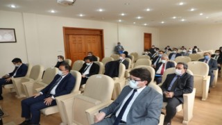 Kars İl Koordinasyon Kurulu 2021 yılı 2. Toplantısı Kars Vali Vekili Mehmet Zahid Doğu başkanlığında yapıldı