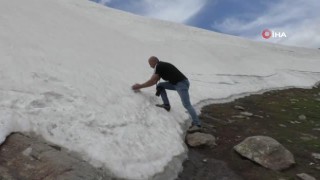 Kars'ta 5 metre yüksekliğin