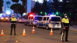 Kars’ta şüpheli çanta polisi alarma geçirdi