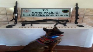 Akyaka'da jandarma silah ele geçirdi