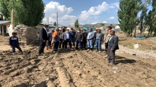 Vali Türker Öksüz, sel bölgesinde! | Kars Haber