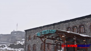 Osmanlı-Rus Savaşı'nın tanığı Kars Beylerbeyi Sarayı restorasyonla eski ihtişamına kavuştu