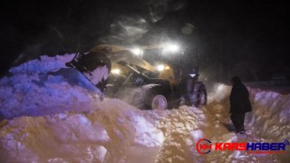 Doğum sancısı başlayan kadın ekiplerce hastaneye ulaştırıldı