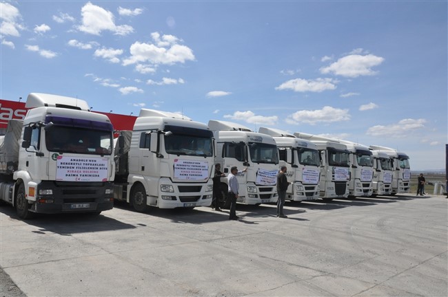 Kars'ta Çiftçilere Dağıtılmak Üzere 500 ton Gübre Herkese
