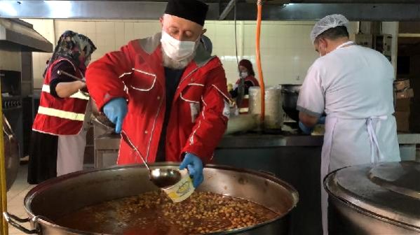 Kars'ta Kızılay'ın 'ramazan' mesaisi