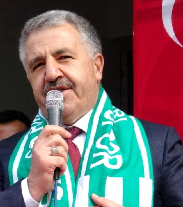 Bakan Arslan'a hakaretten 5 kişiye 37 bin lira ceza