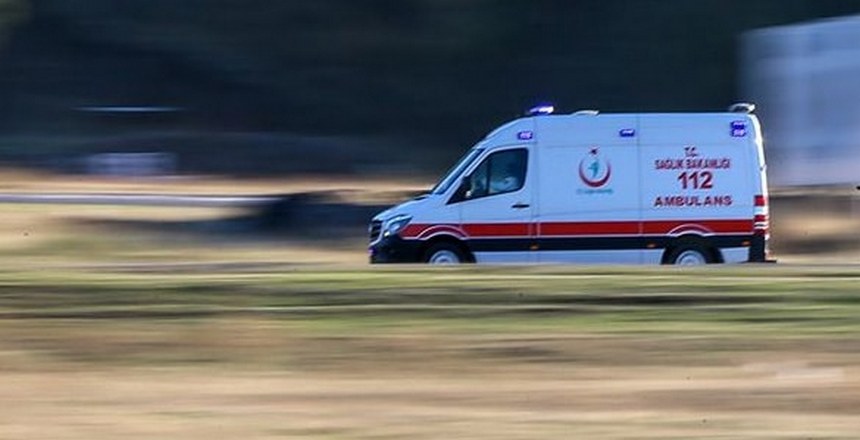 Traktörün altında kalan çocuk hayatını kaybetti